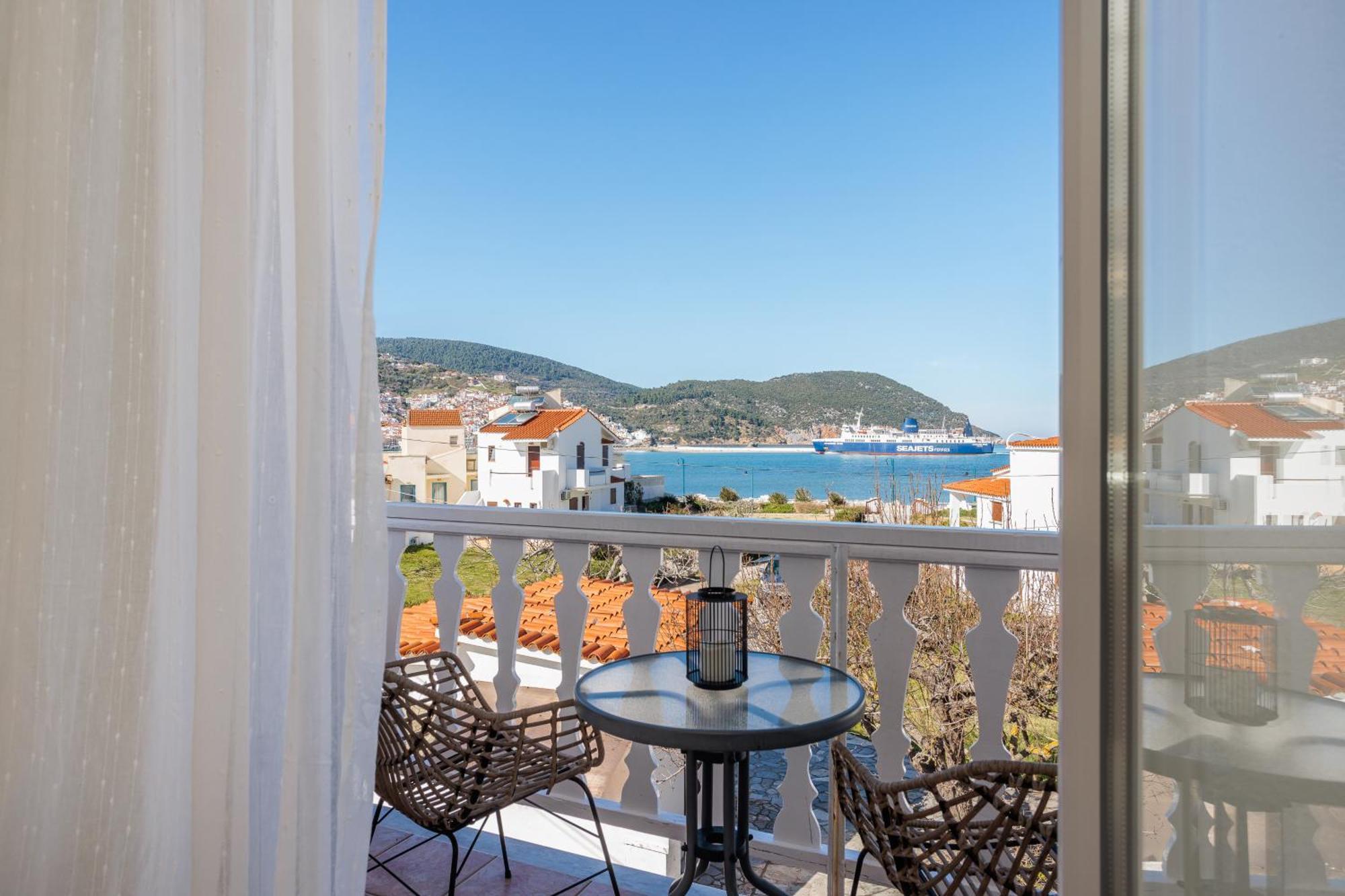Fotis Studios Skopelos Town Exterior photo